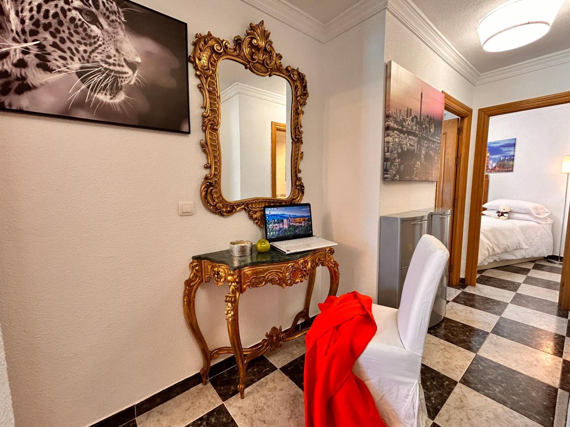 Iberos Royal Appartement *